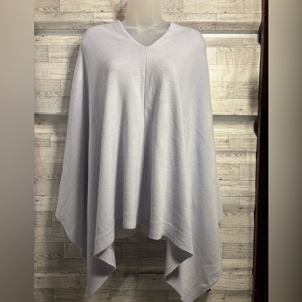 Elegant Light Gray Poncho